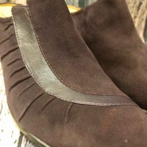 Sofft Eggplant Mules - Picture 6 of 6